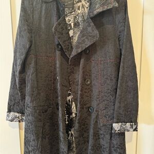 Stylish Black Quilted Women's Coat